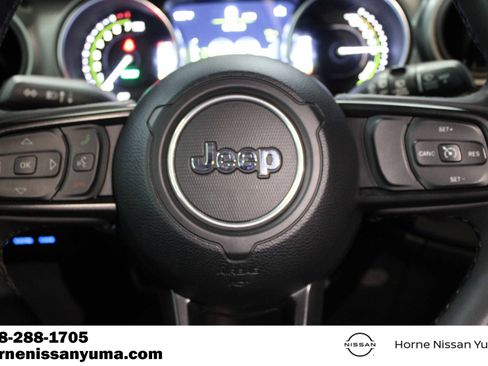 Used 2023 Jeep Wrangler Unlimited w/ Cold Weather Group AWD/4WD image 9