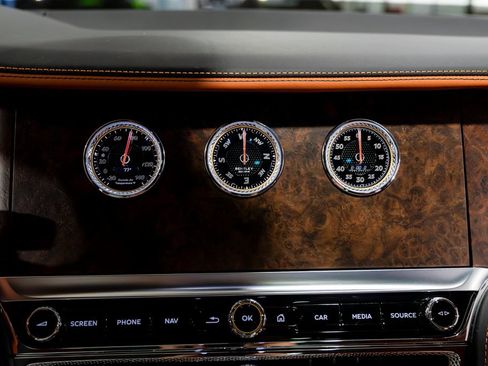 Used 2023 Bentley Flying Spur W12 AWD/4WD image 65