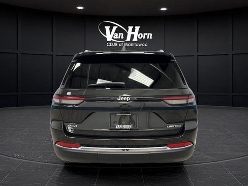 Used 2025 Jeep Grand Cherokee Limited AWD/4WD image 6