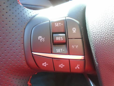 Used 2024 Ford Escape ST-Line Select w/ Tech Pack #2 image 14