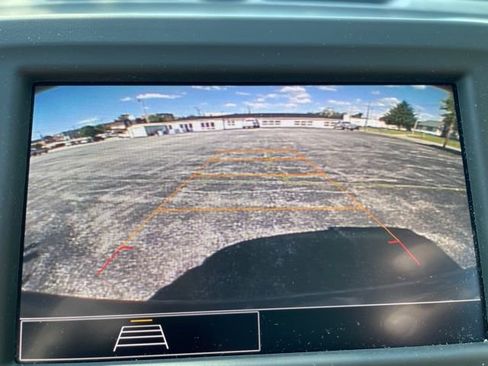 Used 2024 Chevrolet Equinox LT w/ LPO, Floor Liner Package FWD image 27