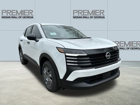 New 2026 Nissan Kicks S FWD image 3