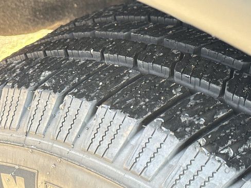 Used 2019 Dodge Durango SXT image 9