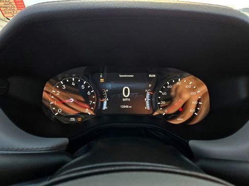 Used 2024 Jeep Compass Limited image 20