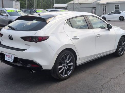 Used 2021 MAZDA MAZDA3 s FWD image 8