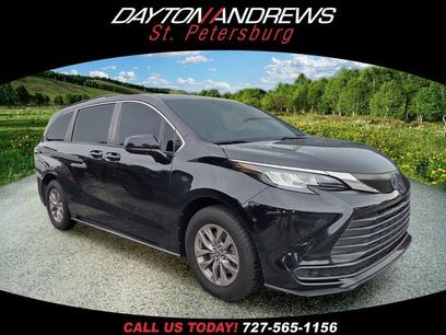 Used 2022 Toyota Sienna LE