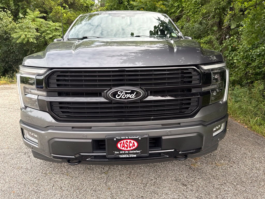 Used 2024 Ford F150 Platinum w/ Equipment Group 702A High AWD/4WD image 2
