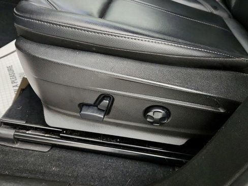 Used 2022 Alfa Romeo Stelvio Ti image 11