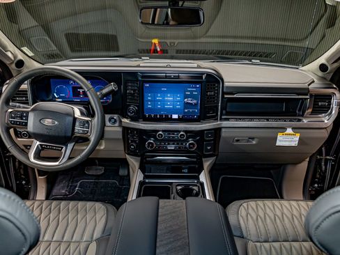 Used 2026 Ford F350 Platinum w/ Platinum Plus Package image 20