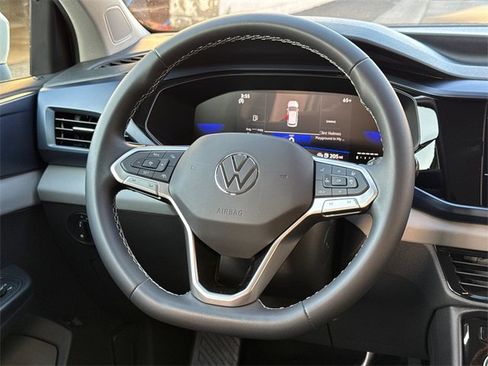 Certified 2023 Volkswagen Taos SE image 21