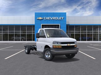New 2026 Chevrolet Express 3500 w/ Power Convenience Package RWD video 1