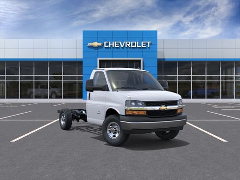 New 2026 Chevrolet Express 3500 w/ Power Convenience Package RWD image 1