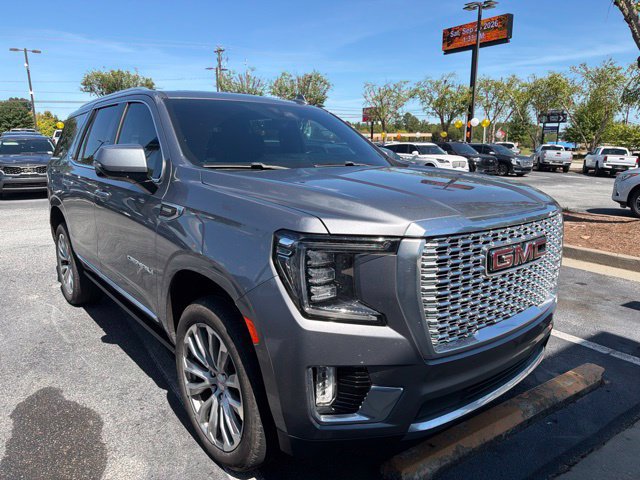 Used 2022 GMC Yukon Denali w/ Denali Premium Package AWD/4WD image 6