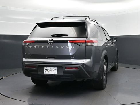 Used 2022 Nissan Pathfinder SV image 7