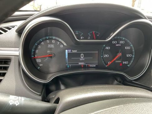 Used 2015 Chevrolet Impala LT w/ Convenience Package image 16