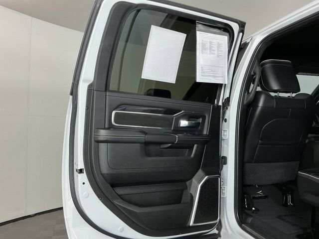 Used 2022 RAM 2500 Laramie AWD/4WD image 29