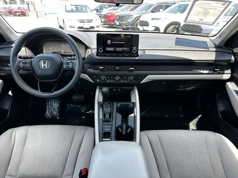 Used 2023 Honda Accord EX image 16