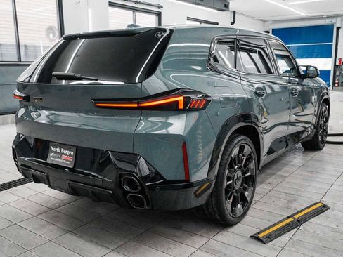 Used 2023 BMW XM image 8