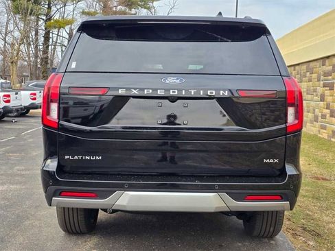 New 2026 Ford Expedition Max Platinum w/ Platinum Ultimate Package AWD/4WD image 10