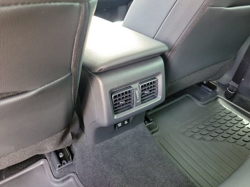 Used 2026 Toyota Camry SE FWD image 12