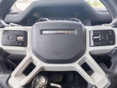 Used 2023 Land Rover Defender 110 S AWD/4WD image 15