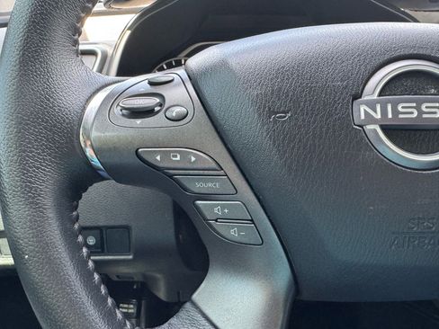 Used 2023 Nissan Murano SV w/ SV Midnight Edition Package FWD image 17