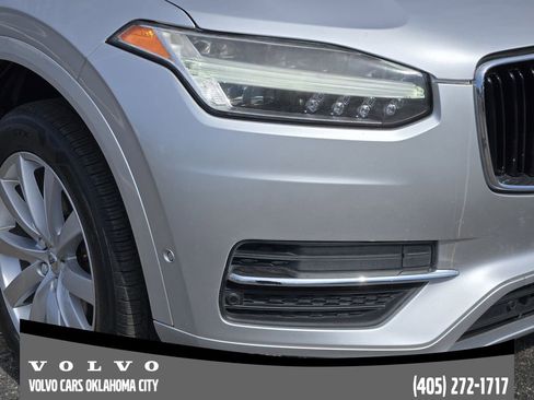 Used 2017 Volvo XC90 T6 Momentum w/ Vision Package image 7