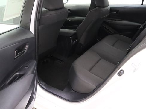 Used 2025 Toyota Corolla LE FWD image 24