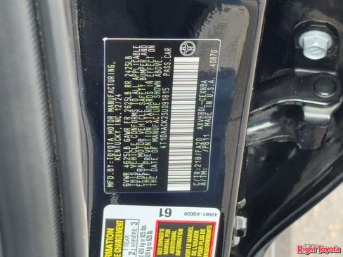 Certified 2025 Toyota Camry LE FWD image 32