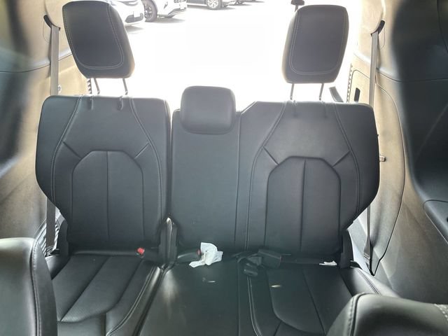 Used 2025 Chrysler Pacifica Select FWD image 22
