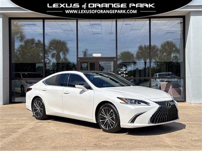 Used 2024 Lexus ES 350 w/ Premium Package