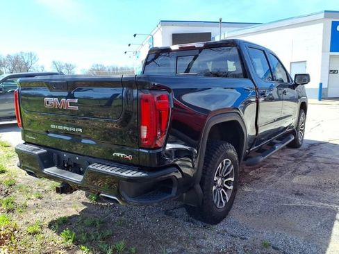 Used 2019 GMC Sierra 1500 AT4 w/ AT4 Preferred Package AWD/4WD image 9