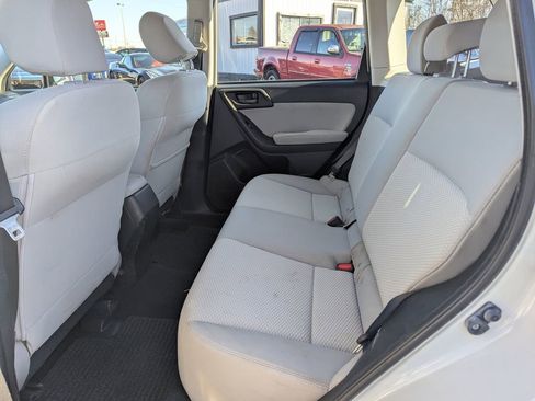 Used 2015 Subaru Forester 2.5i w/ Alloy Wheel Package image 14