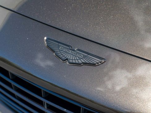 Used 2021 Aston Martin DBX image 47