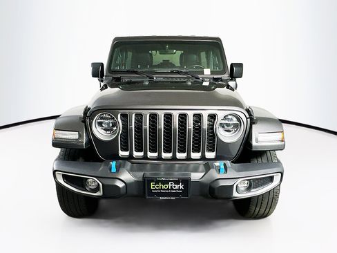 Used 2022 Jeep Wrangler Sahara image 2