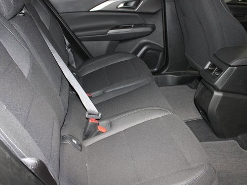 New 2026 Chevrolet Equinox EV LT image 24