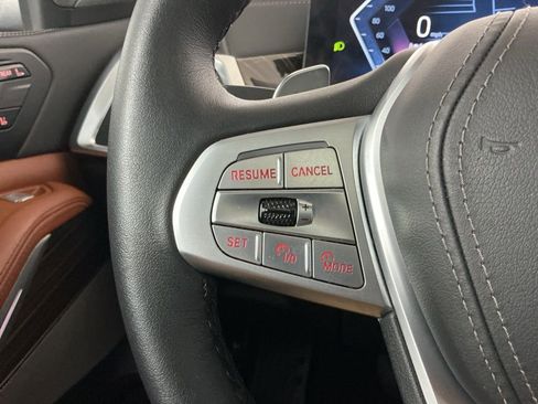 Certified 2025 BMW X7 xDrive40i image 17