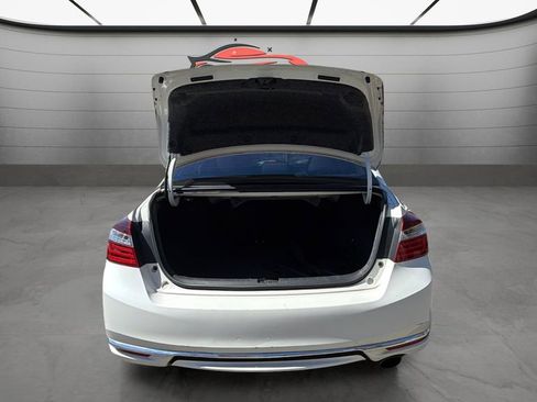 Used 2017 Honda Accord EX-L image 24