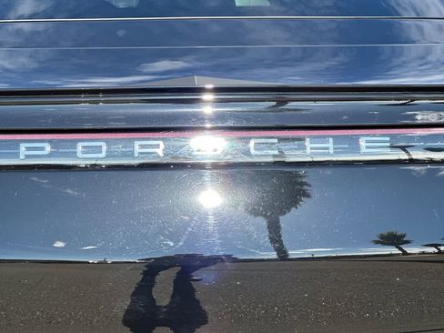 Used 2021 Porsche Cayenne Coupe image 39