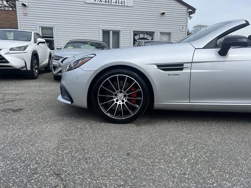 Used 2018 Mercedes-Benz SLC 43 AMG image 35