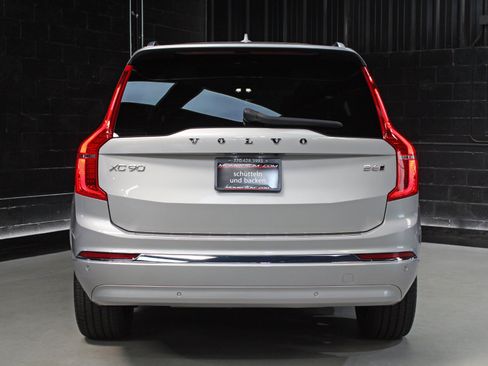 Used 2023 Volvo XC90 B6 Plus w/ Protection Package Premier AWD/4WD image 13