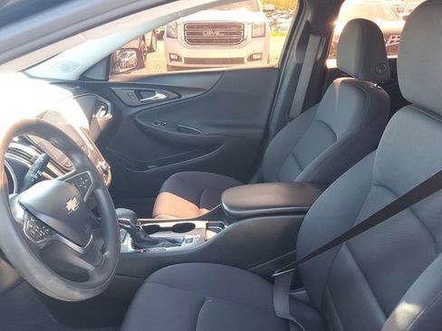 Used 2023 Chevrolet Malibu LS FWD image 11