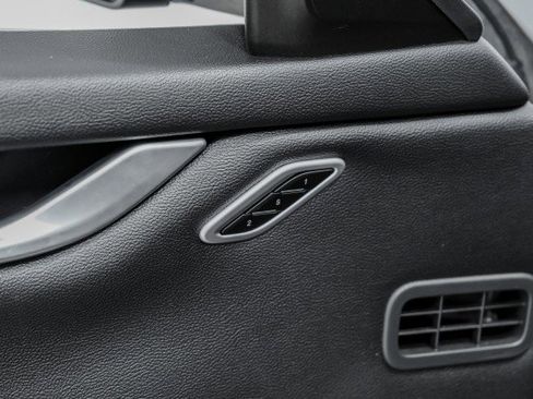 Used 2016 Maserati Ghibli RWD image 45