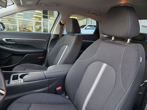 Certified 2025 Hyundai Sonata SEL image 9