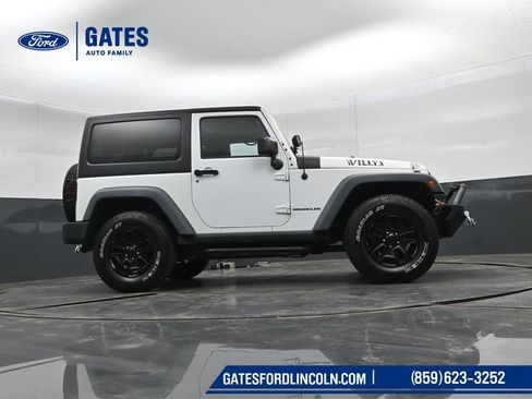 Used 2015 Jeep Wrangler Sport AWD/4WD image 29