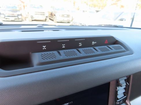 New 2025 Ford Bronco 4-Door w/ Sasquatch Package image 9