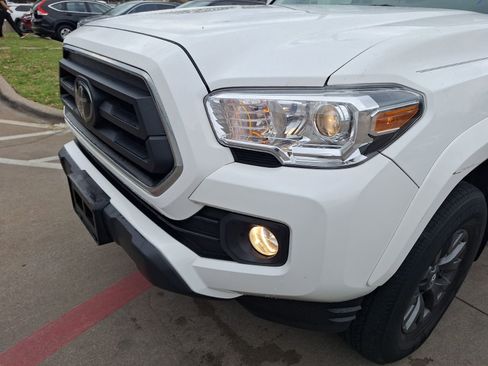 Used 2023 Toyota Tacoma SR5 image 10