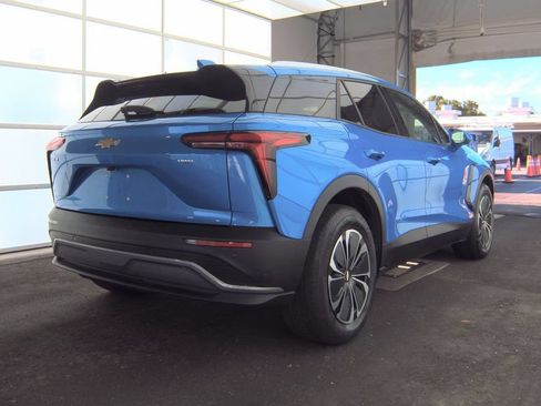 Used 2024 Chevrolet Blazer EV LT AWD/4WD image 2