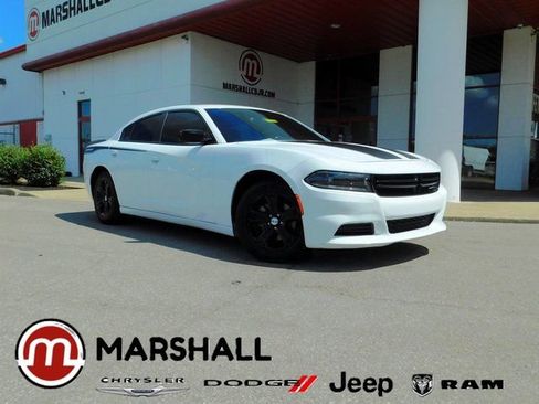 Used 2023 Dodge Charger SXT image 1