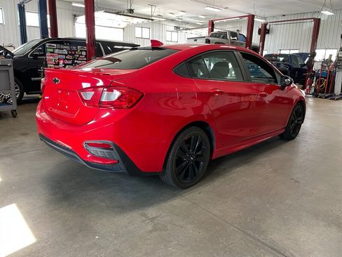 Used 2018 Chevrolet Cruze LT FWD image 6